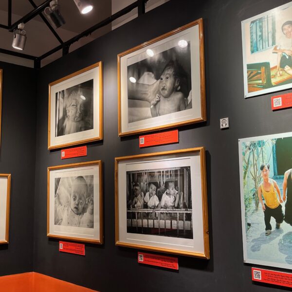 Muzeum války v Ho Či Minhově městě (Saigon), jižní Vietnam