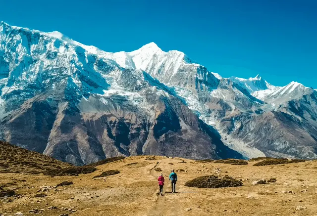 Nepál – výstup na šestitisícovku Pisang Peak (6091 m)