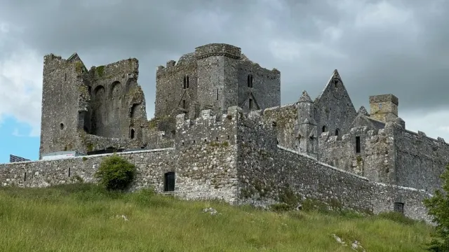 Rock of Cashel, Irsko