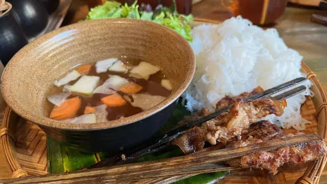 Jídlo ve Vietnamu, Bun Cha