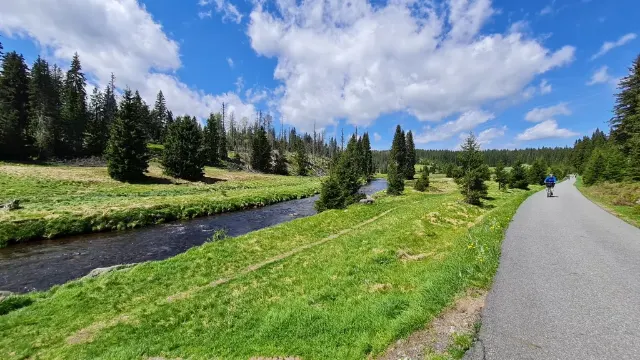 Modrava, Šumava na kole