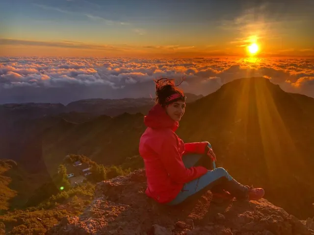 Východ Slunce na Pico Ruivo a první ranní úsměvy, Madeira