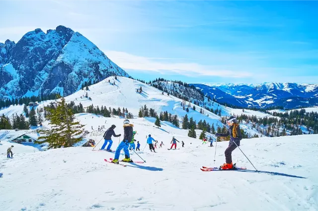 Víkendové lyžování – Dachstein West a Krippenstein