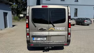 Minibus pro 9 osob, Renault Trafic (hnědá)